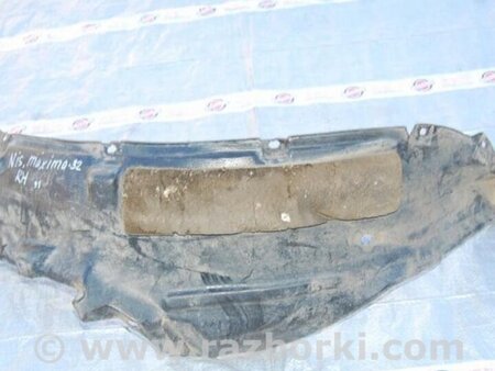 ФОТО Подкрылок для Nissan Maxima A32 Киев