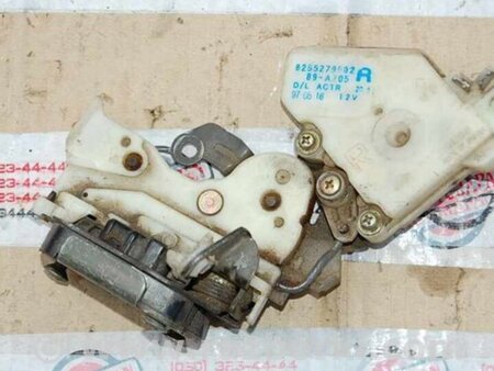 ФОТО Замок двери для Nissan Maxima A32 Киев