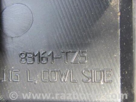 ФОТО Накладка на стойку кузова для Acura MDX YD3 (06.2013-05.2020) Киев