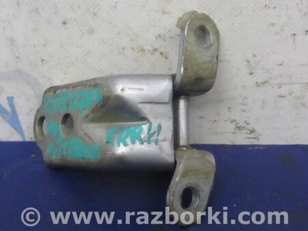 ФОТО Петля двери нижняя для Subaru Outback BR Киев