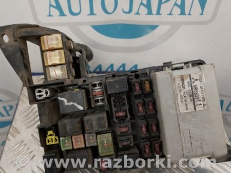ФОТО Блок предохранителей для Mitsubishi Pajero (99-06) Киев