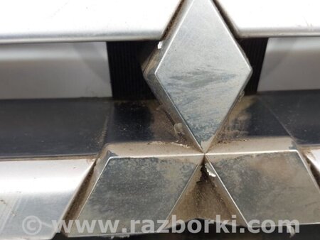 ФОТО Решетка радиатора для Mitsubishi Pajero (99-06) Киев