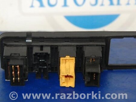 ФОТО Блок кнопок торпедо для Mitsubishi Pajero (99-06) Киев