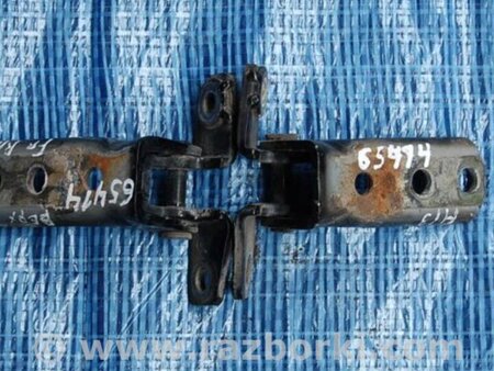 ФОТО Петля двери для Mitsubishi Pajero (99-06) Киев
