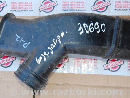 ФОТО Воздухозаборник для Nissan Primera P12 Киев