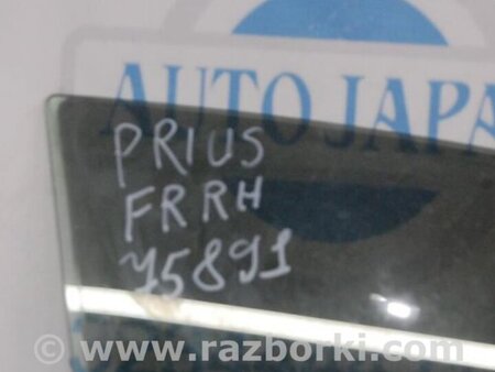 ФОТО Стекло двери для Toyota Prius 20 Киев