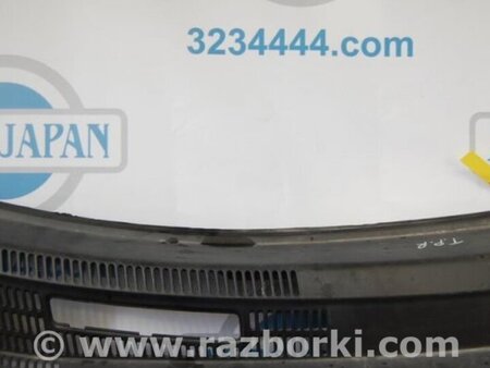 ФОТО Пластик под лобовое стекло (Жабо) для Toyota Prius 20 Киев