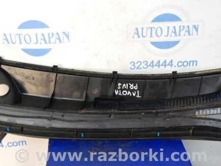 ФОТО Пластик под лобовое стекло (Жабо) для Toyota Prius 20 Киев