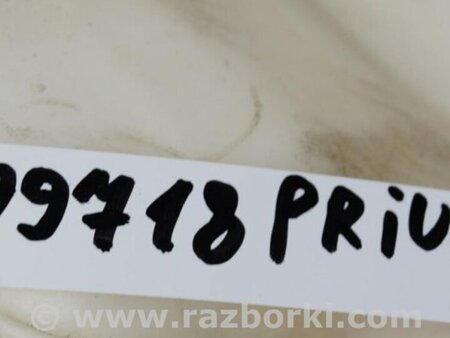 ФОТО Бачок омывателя для Toyota Prius 20 Киев