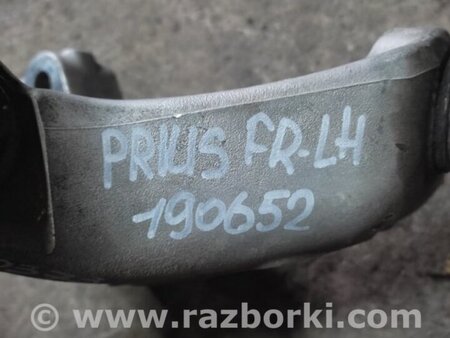 ФОТО Кулак поворотный для Toyota Prius 30 (09-17) Киев