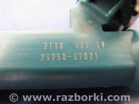 ФОТО Форсунка топливная для Toyota Prius 30 (09-17) Киев