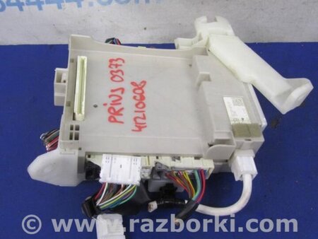 ФОТО Блок предохранителей салон для Toyota Prius 30 (09-17) Киев