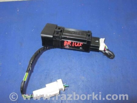 ФОТО Кнопка стояночного тормоза для Toyota Prius 30 (09-17) Киев