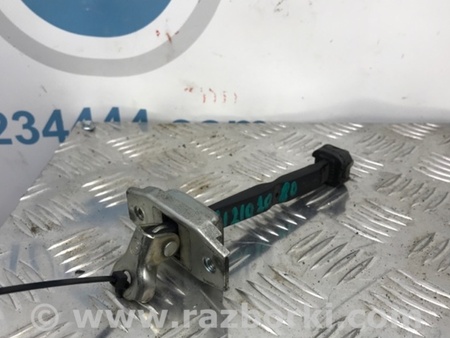 ФОТО Ограничитель двери для Toyota Prius 30 (09-17) Киев