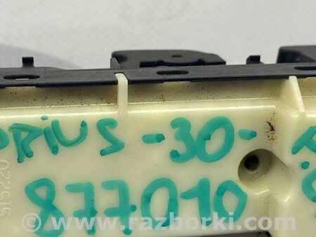 ФОТО Блок управления стеклоподъемником для Toyota Prius 30 (09-17) Киев