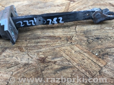 ФОТО Ограничитель двери для Toyota Prius 30 (09-17) Киев