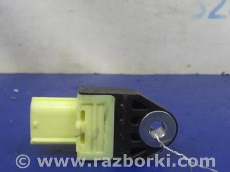 ФОТО Датчик удара для Toyota Prius 30 (09-17) Киев