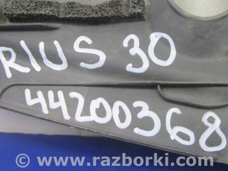 ФОТО Накладка замка капота для Toyota Prius 30 (09-17) Киев