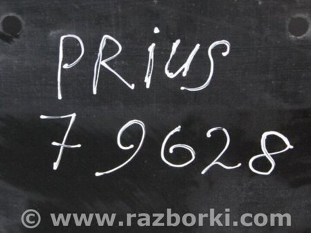 ФОТО Защита днища для Toyota Prius 30 (09-17) Киев