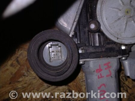 ФОТО Стеклоподъемник для Toyota Prius 30 (09-17) Киев