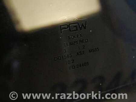 ФОТО Стекло двери для Toyota Prius 30 (09-17) Киев