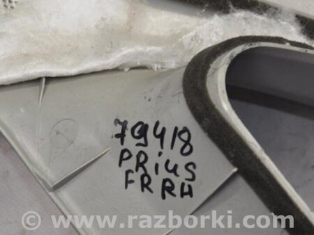 ФОТО Накладка на стойку кузова для Toyota Prius 30 (09-17) Киев
