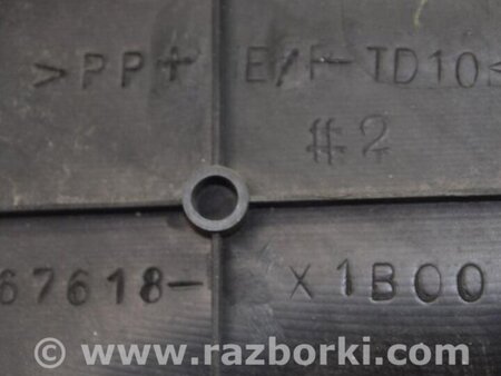 ФОТО Карта двери для Toyota Prius 30 (09-17) Киев