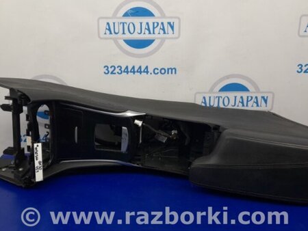 ФОТО Подлокотник для Infiniti QX30 Киев