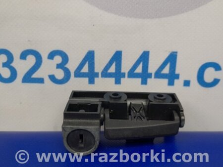 ФОТО Замок бардачка для Infiniti QX56 Киев