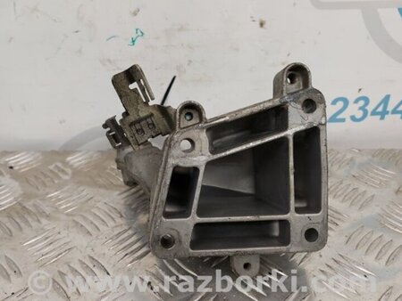 ФОТО Кронштейн крепления двигателя для Mercedes-Benz R-CLASS W251 (05-13) Киев