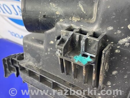 ФОТО Воздушный фильтр (корпус) для Toyota RAV-4 (00-05) Киев
