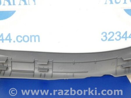 ФОТО Накладка порога внутренняя для Toyota RAV-4 (00-05) Киев