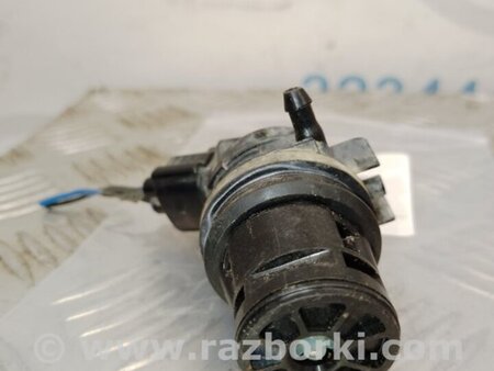 ФОТО Насос бачка стеклоомывателя для Toyota RAV-4 (05-12) Киев