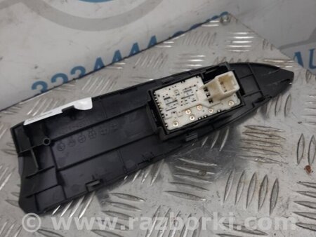 ФОТО Кнопка стеклоподьемника для Toyota RAV-4 (05-12) Киев