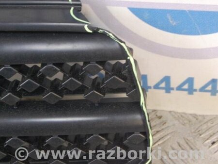ФОТО Решетка радиатора для Toyota RAV-4 (05-12) Киев