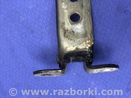 ФОТО Петля двери верхняя для Toyota RAV-4 (05-12) Киев