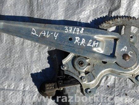 ФОТО Стеклоподъемник для Toyota RAV-4 (05-12) Киев