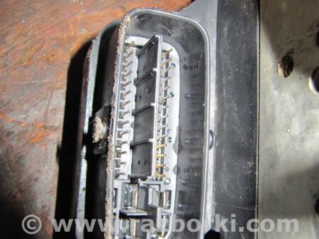ФОТО Блок ABS для Toyota RAV-4 (05-12) Киев