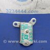 Петля двери нижняя Lexus RX300 (98-03)