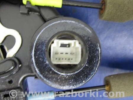 ФОТО Замок двери для Lexus RX300/330/350/400 (03-09) Киев