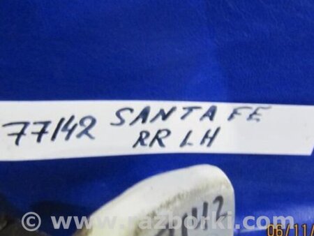ФОТО Петля двери верхняя для Hyundai Santa Fe CM (05-12) Киев