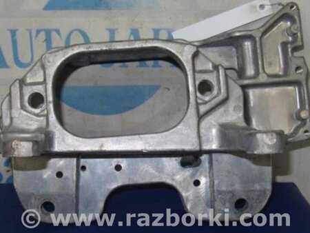 ФОТО Кронштейн крепления двигателя для Nissan Sentra B17 Киев