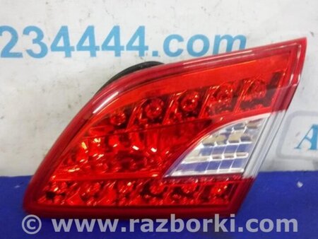 ФОТО Фонарь задний внутренний для Nissan Sentra B17 Киев