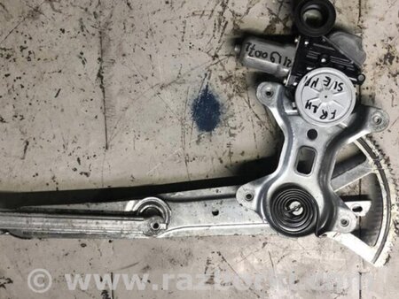 ФОТО Стеклоподъемник для Toyota Sienna (11-16) Киев