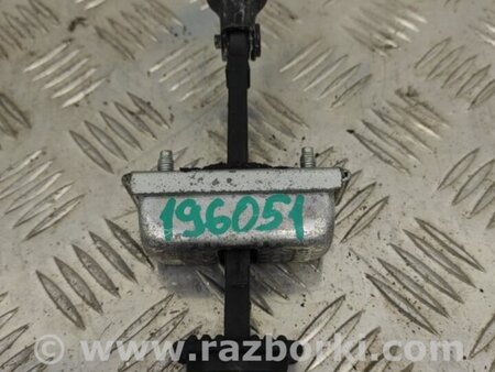 ФОТО Ограничитель двери для Toyota Sienna (11-16) Киев