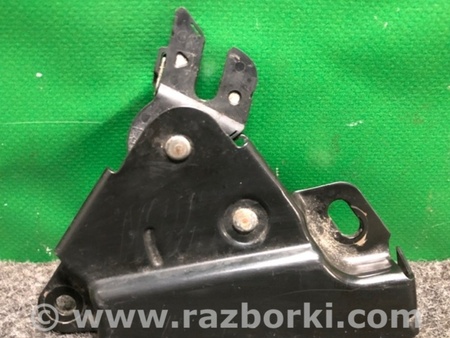 ФОТО Замок двери боковой для Toyota Sienna (11-16) Киев