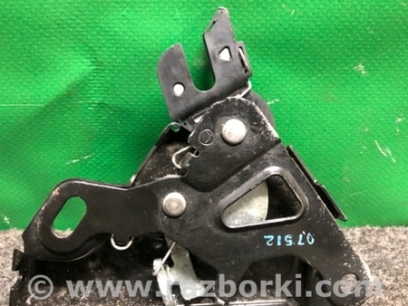 ФОТО Замок двери боковой для Toyota Sienna (11-16) Киев