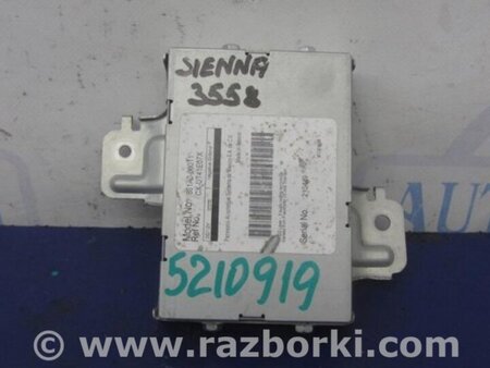 ФОТО Блок управления мультимедиа для Toyota Sienna (11-16) Киев