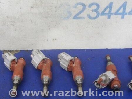 ФОТО Форсунка топливная для Toyota Sienna (11-16) Киев