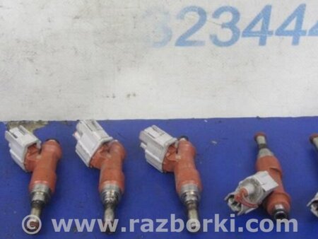 ФОТО Форсунка топливная для Toyota Sienna (11-16) Киев